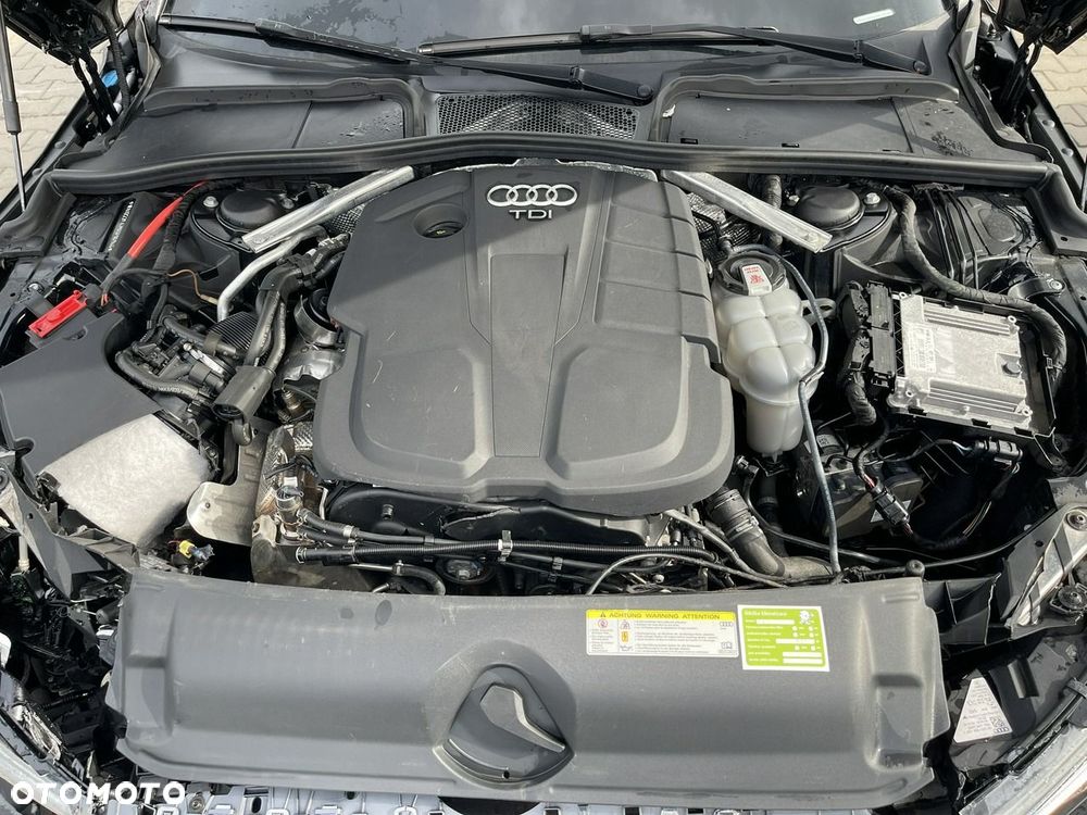 Audi A4 Avant 40 TDI quattro S tronic - 11
