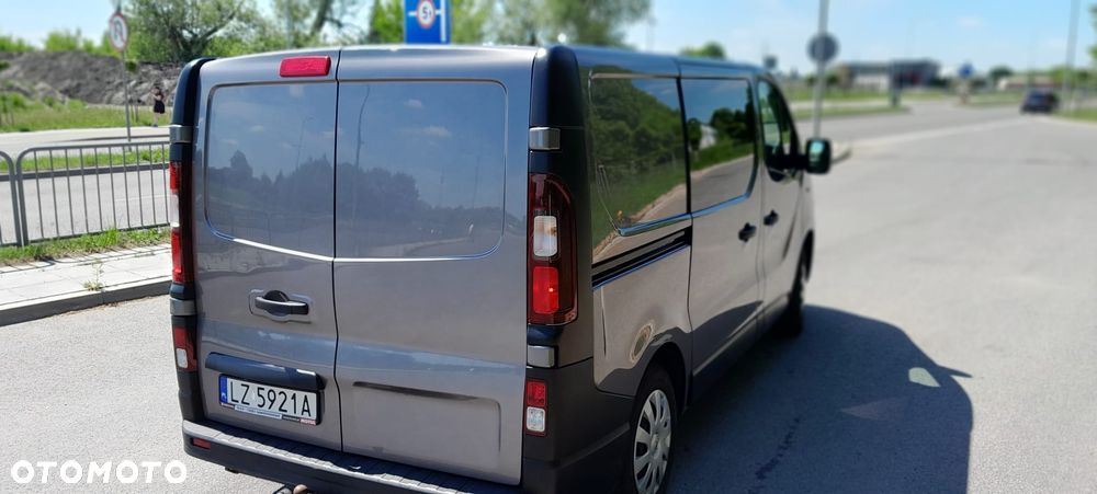 Opel vivaro - 8