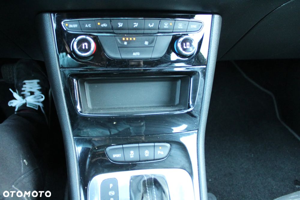 Opel Astra 1.6 D Automatik Start/Stop Edition - 23