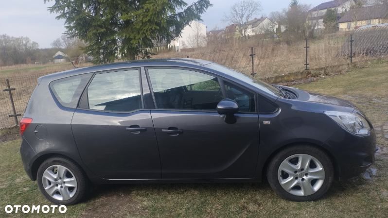 Opel Meriva 1.7 CDTI Cosmo - 1
