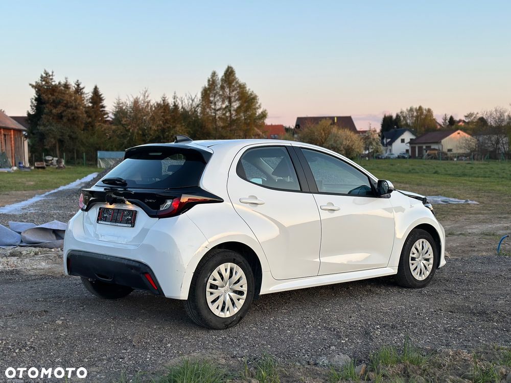 Toyota Yaris - 17