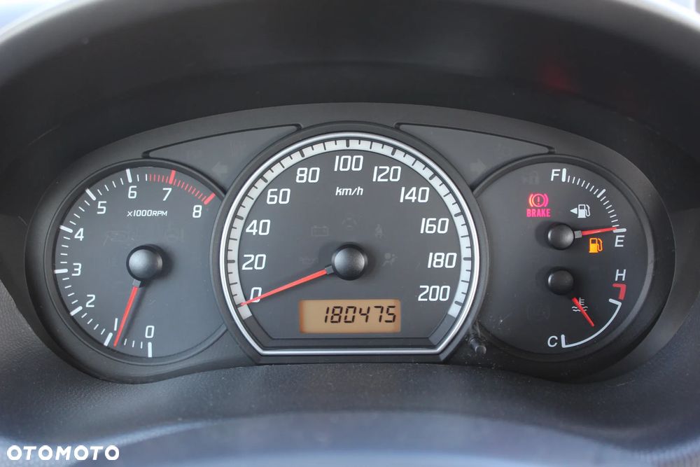 Suzuki Swift 1.3 Comfort - 25