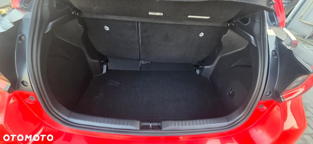 Toyota Yaris - 36