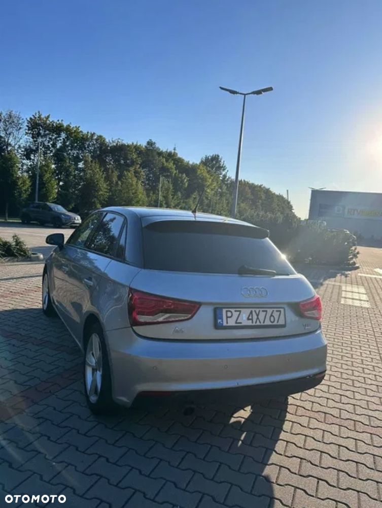 Audi A1 Sportback 1.0 TFSI - 4