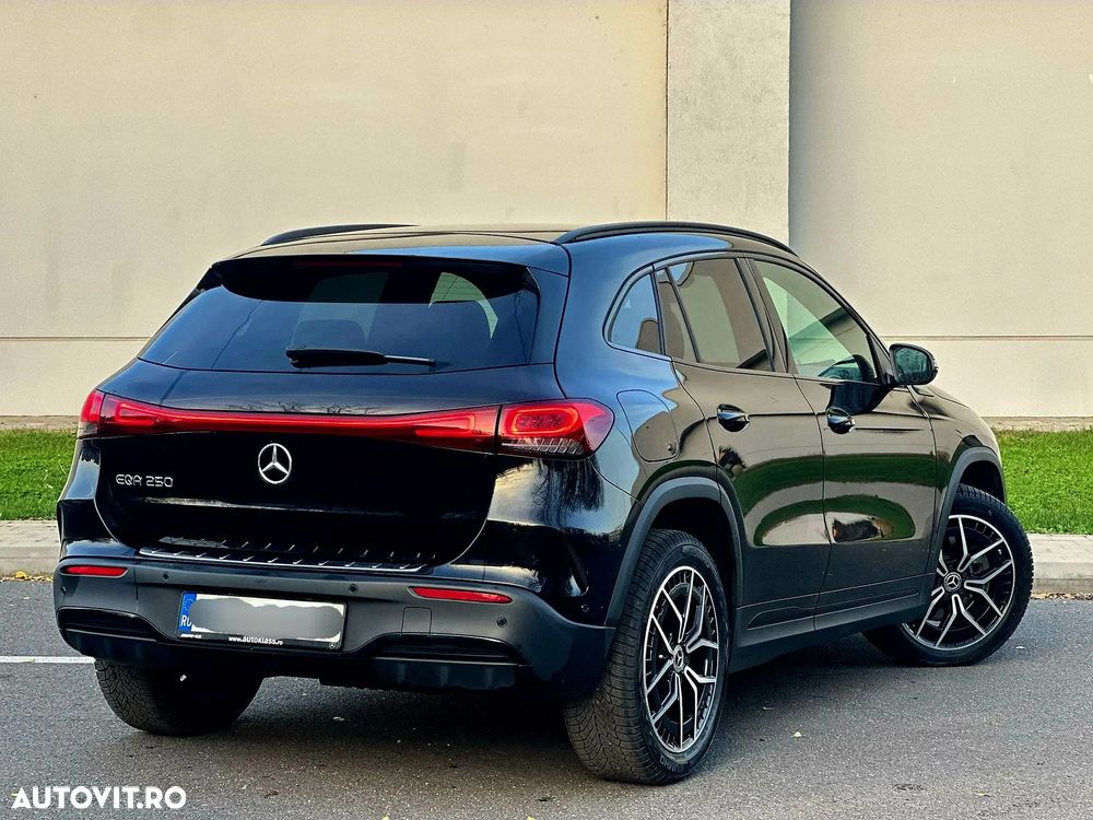 Mercedes-Benz EQA 250 AMG Line - 3
