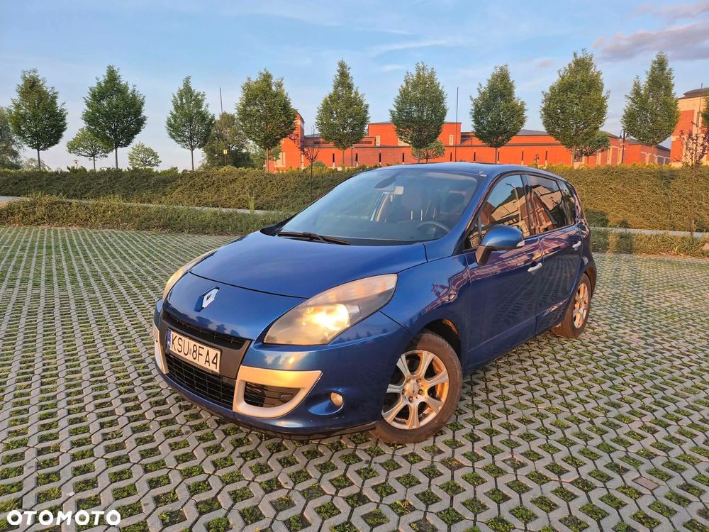 Renault Scenic 2011 photo 4