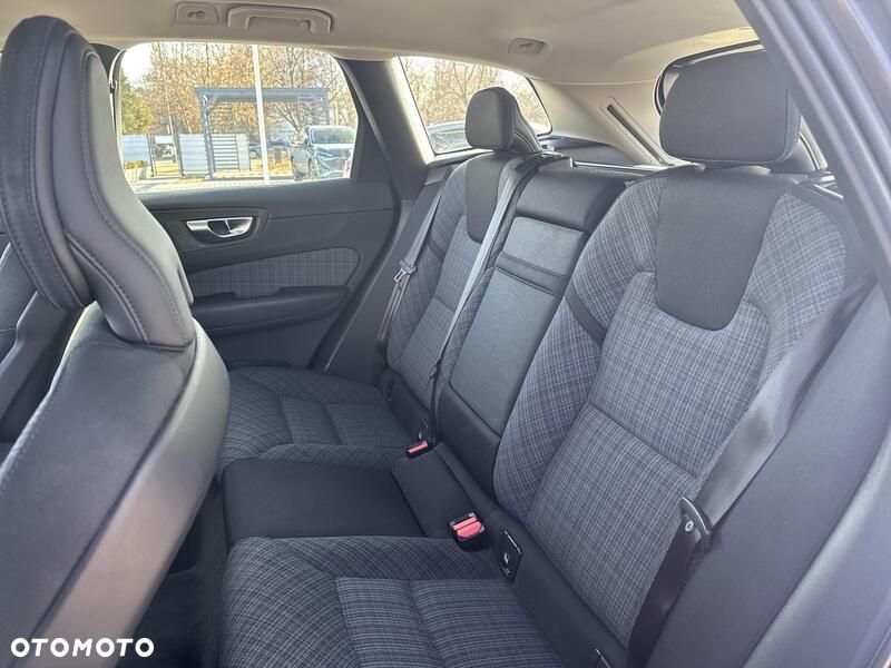 Volvo XC 60 B4 B Core - 14
