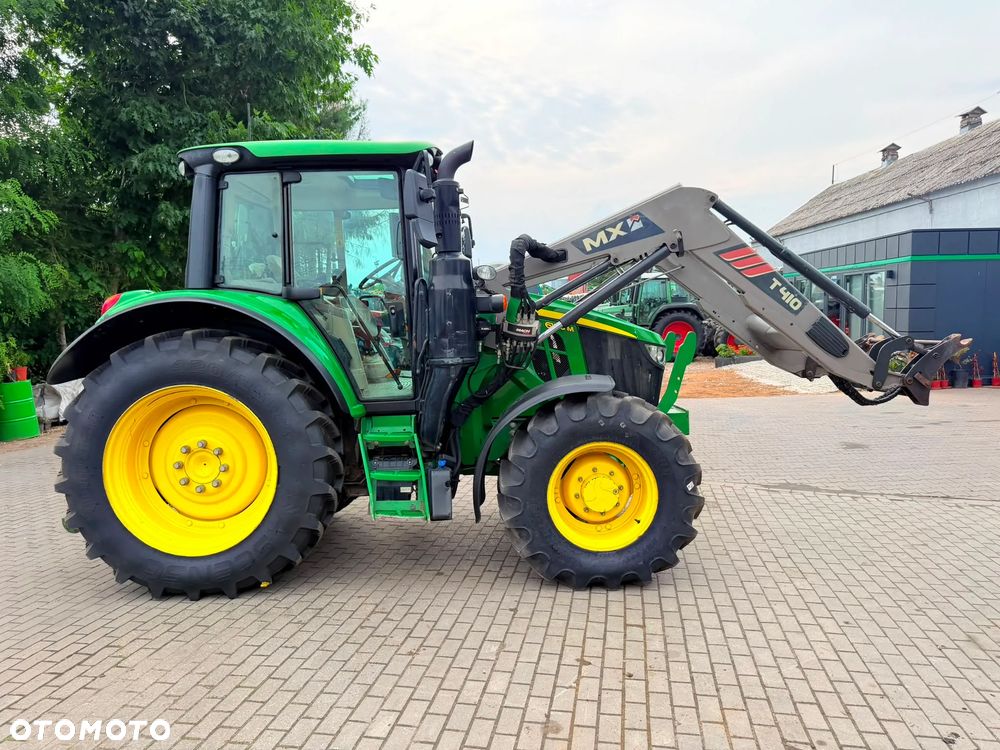 John Deere 6100M - 23