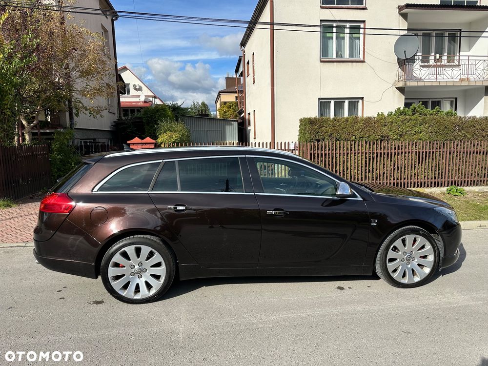 Opel Insignia 2.8 V6 Turbo 4x4 Automatik Cosmo - 16
