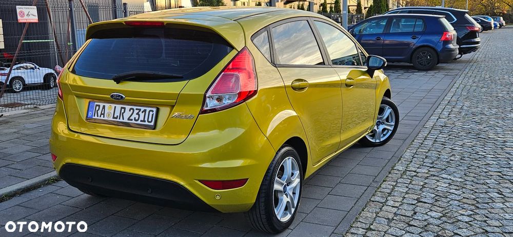 Ford Fiesta 1.25 Titanium - 24