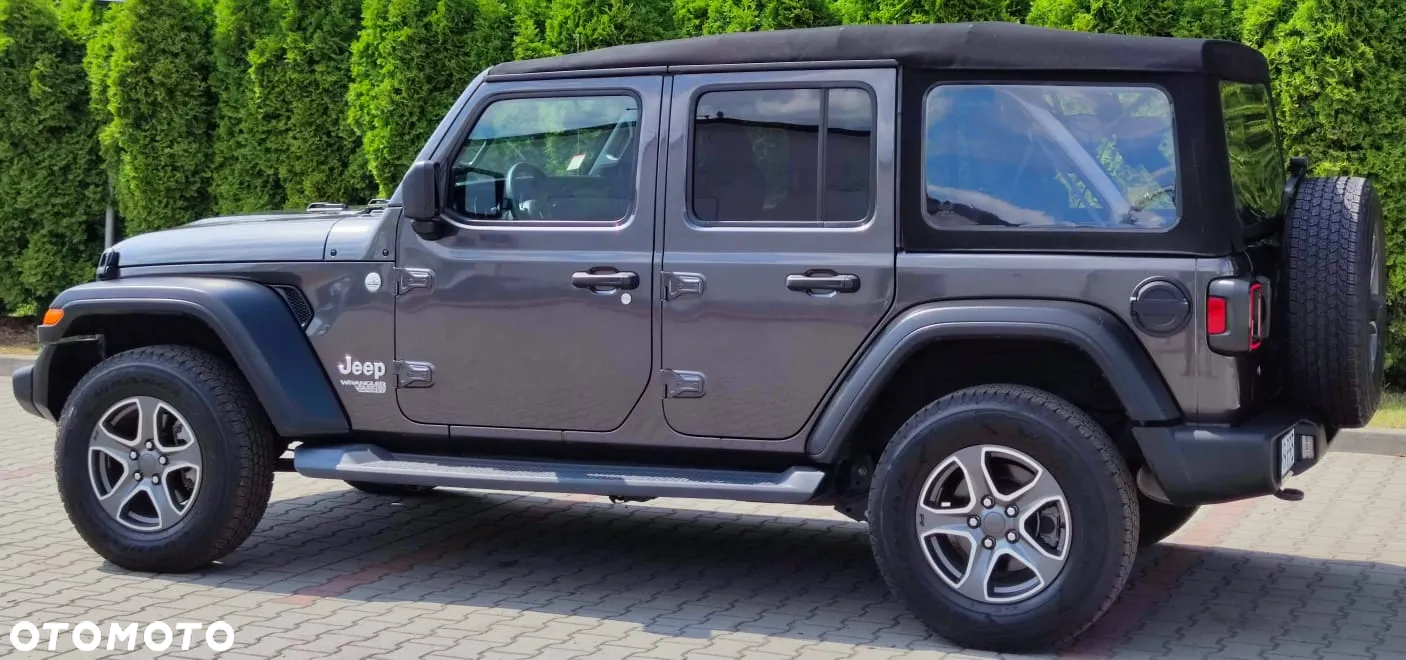 Jeep Wrangler Unlimited GME 2.0 Turbo Sahara - 14