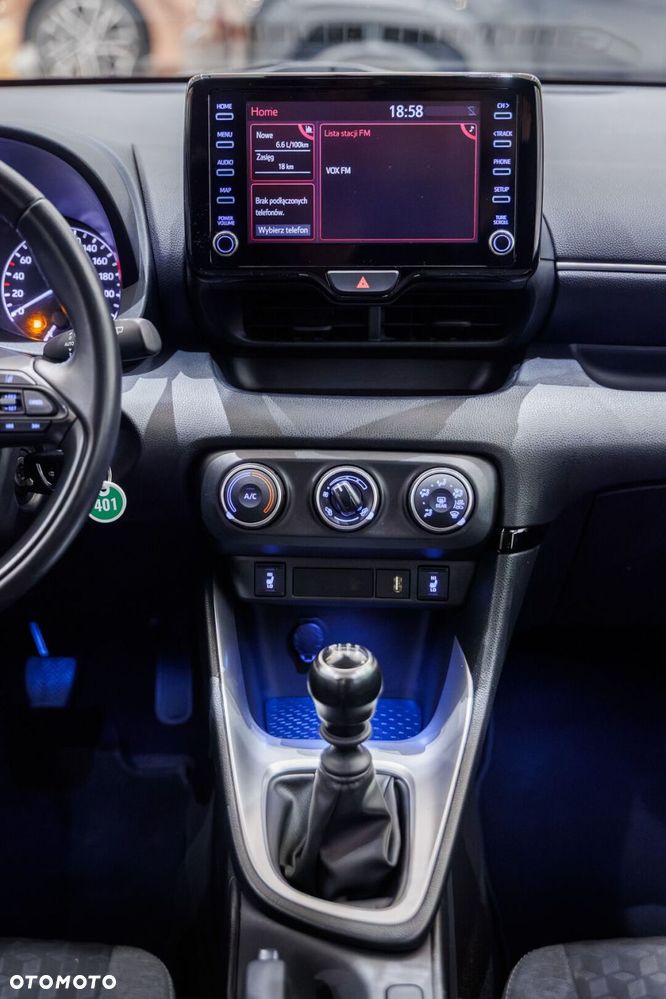 Toyota Yaris - 34