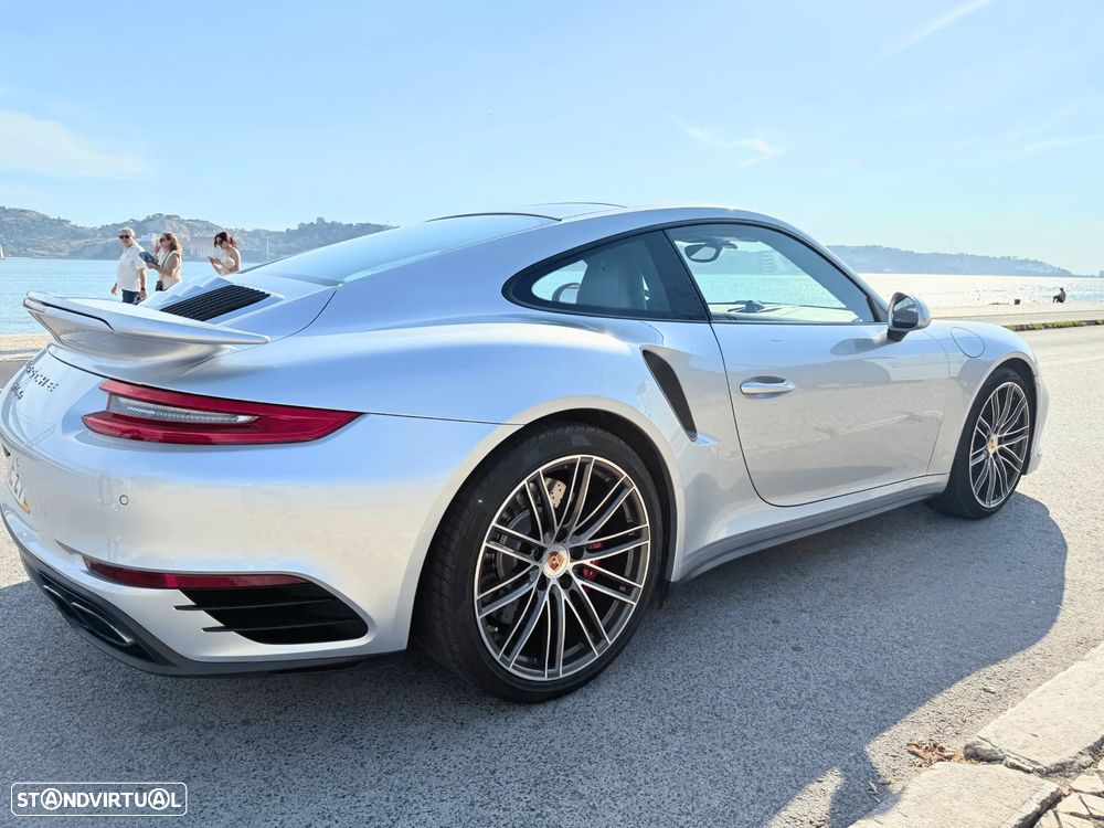 Porsche 911 (991) Turbo - 8