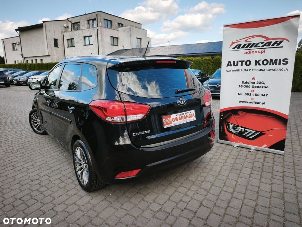 Kia Carens - 3