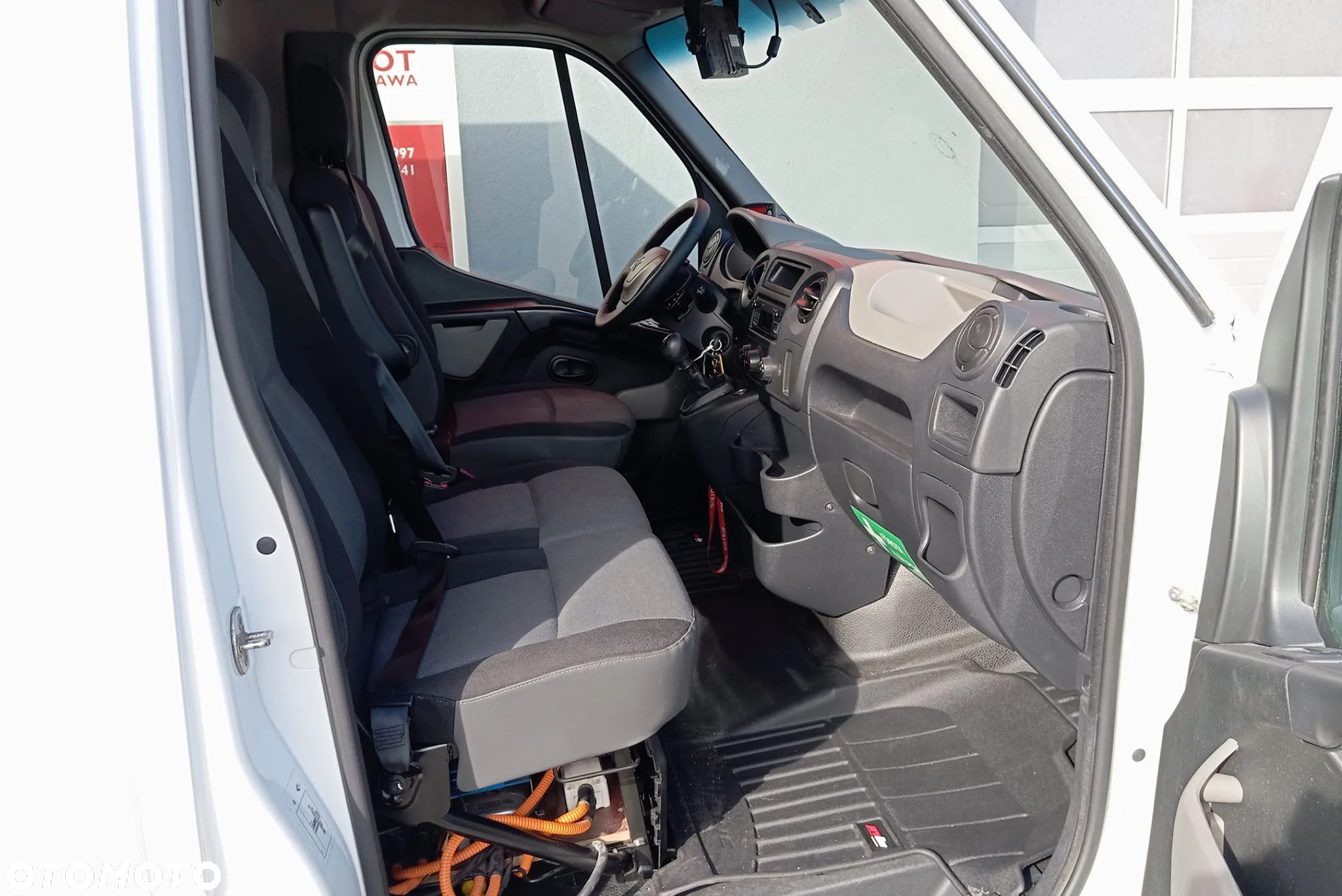 Renault Master III Mroźnia - 33