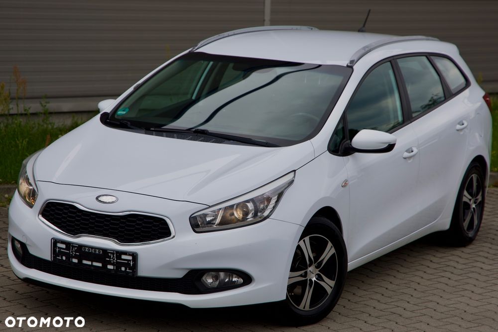 Kia Ceed 1.6 CRDi 128 Spirit - 1