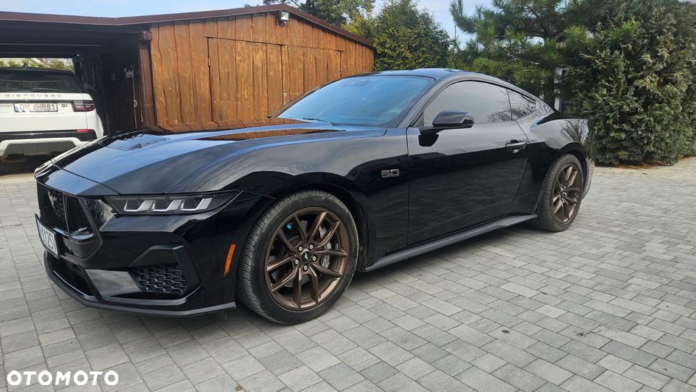 Ford Mustang - 1