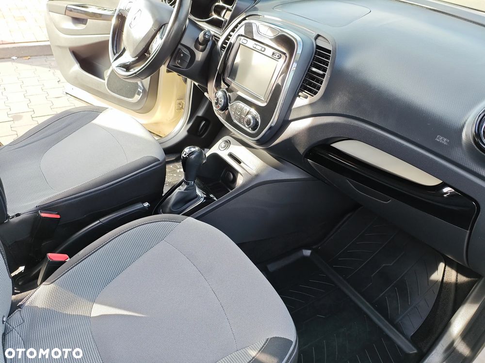 Renault Captur 1.2 TCe Intens EDC - 12