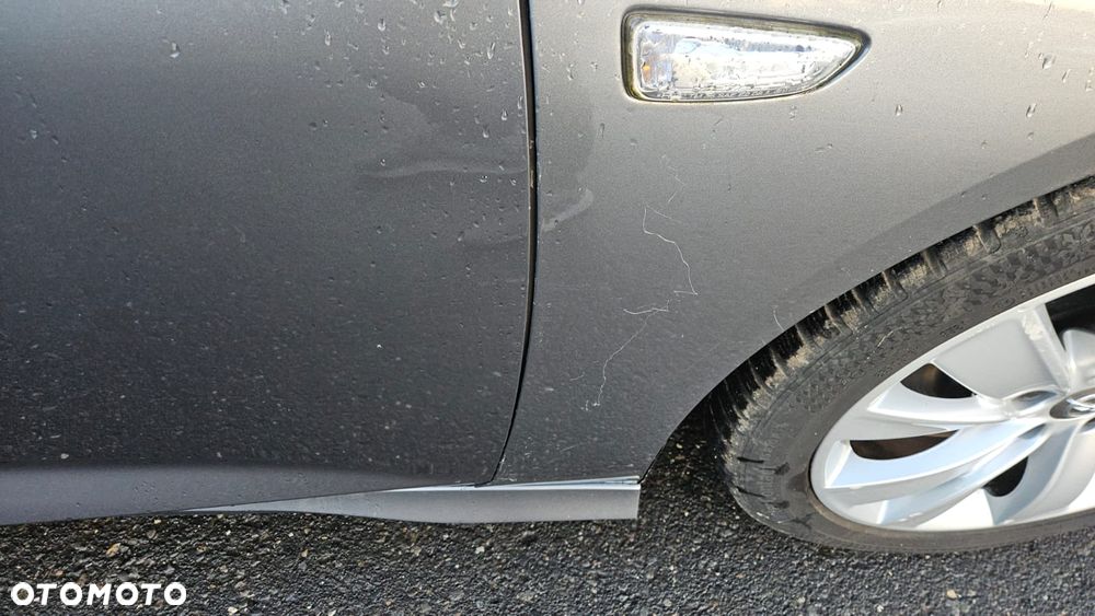 Opel Insignia 2.0 T 4x4 GSi + S&S - 10