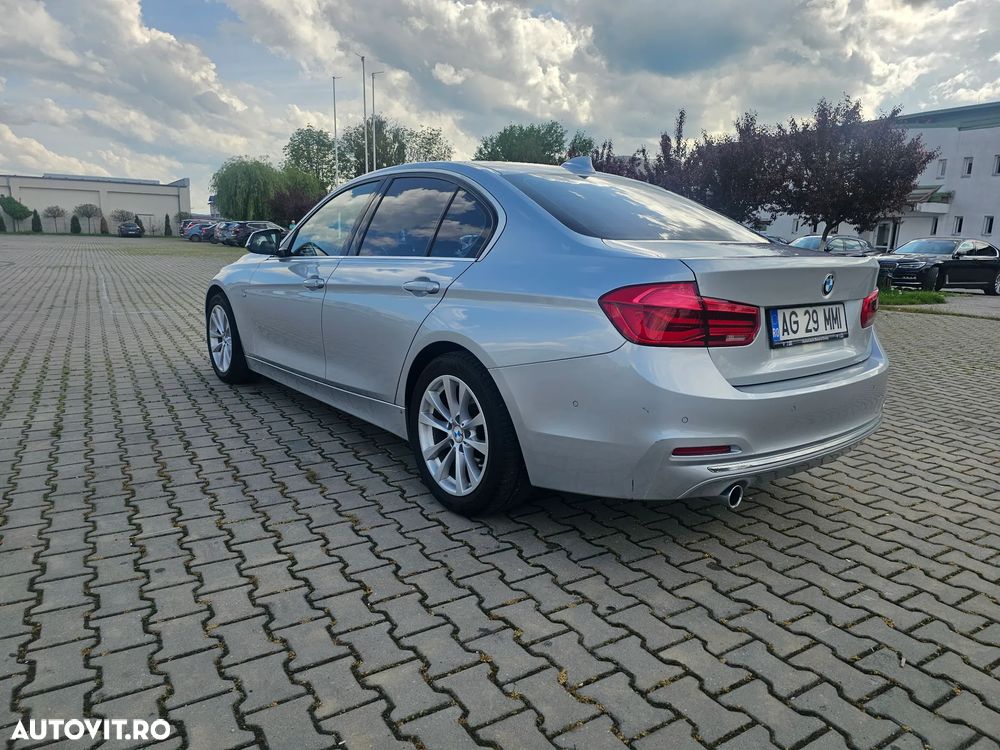 BMW Seria 3 318d Aut. Luxury Line - 7