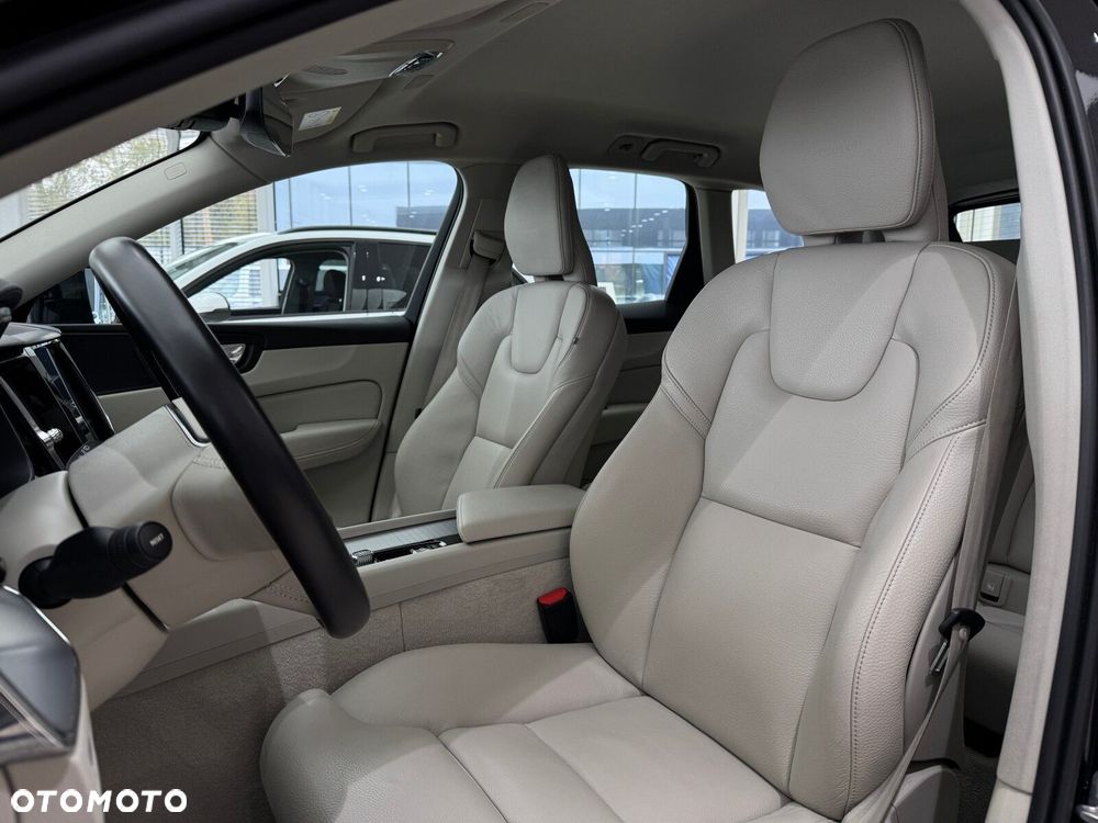 Volvo XC 60 D5 AWD Inscription - 10