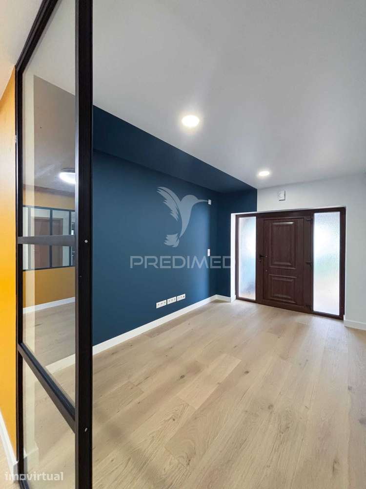 Moradia T3 com Potencial de Alojamento Local, Piscina e Sustentabil... - Grande imagem: 2/34