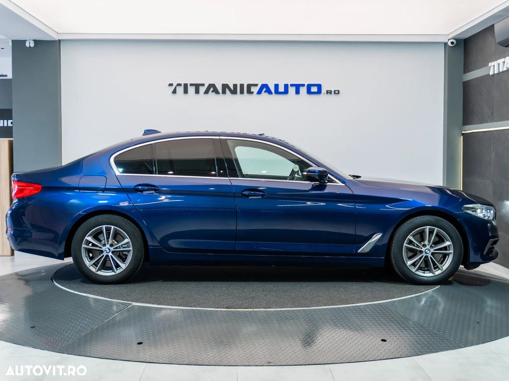 BMW Seria 5 520d Aut. Luxury Line - 6