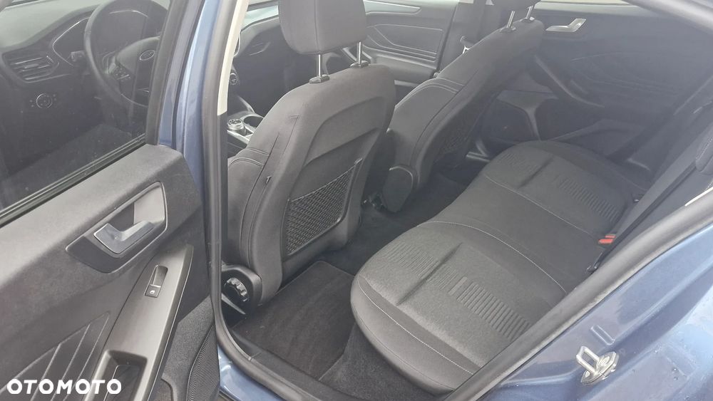 Ford Focus 1.0 EcoBoost Hybrid ACTIVE VIGNALE - 25