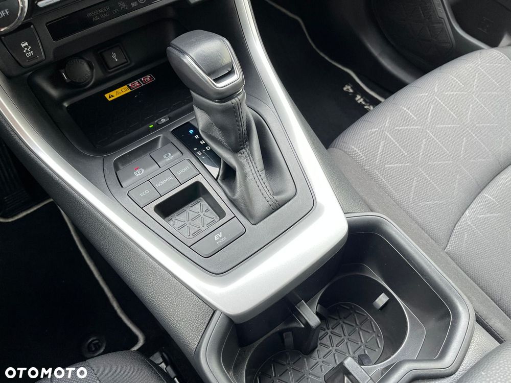 Toyota RAV4 2.5 Hybrid Comfort 4x2 - 17