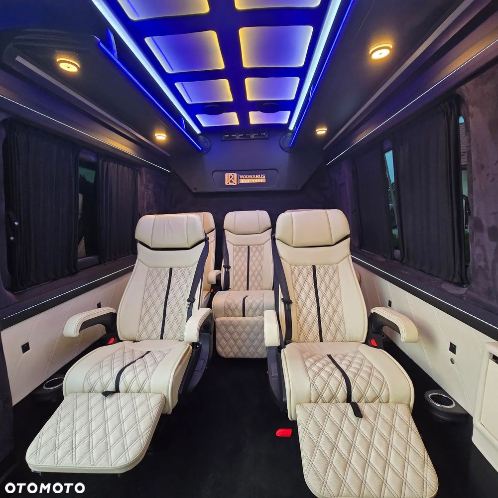 Mercedes-Benz Sprinter - 28