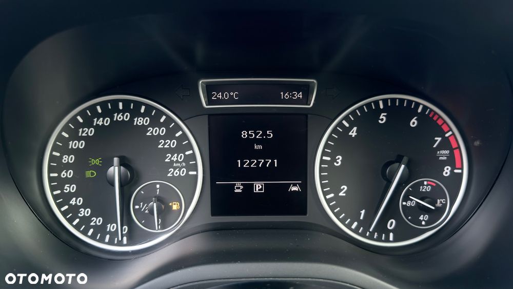 Mercedes-Benz Klasa B 180 BlueEFFICIENCY Edition - 12