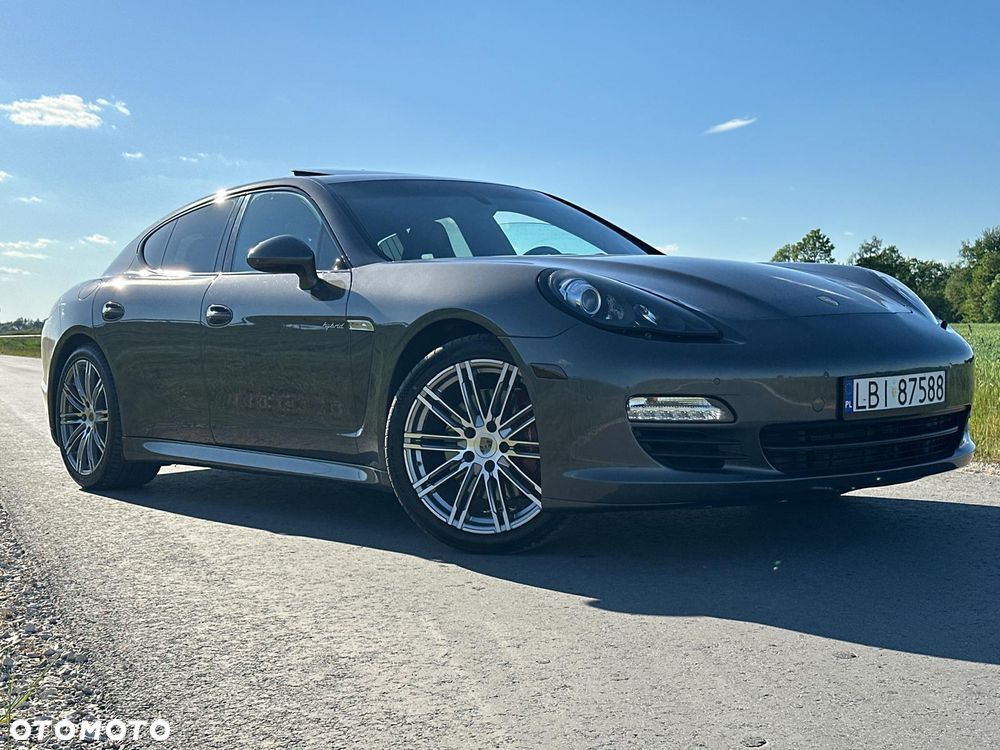 Porsche Panamera - 2