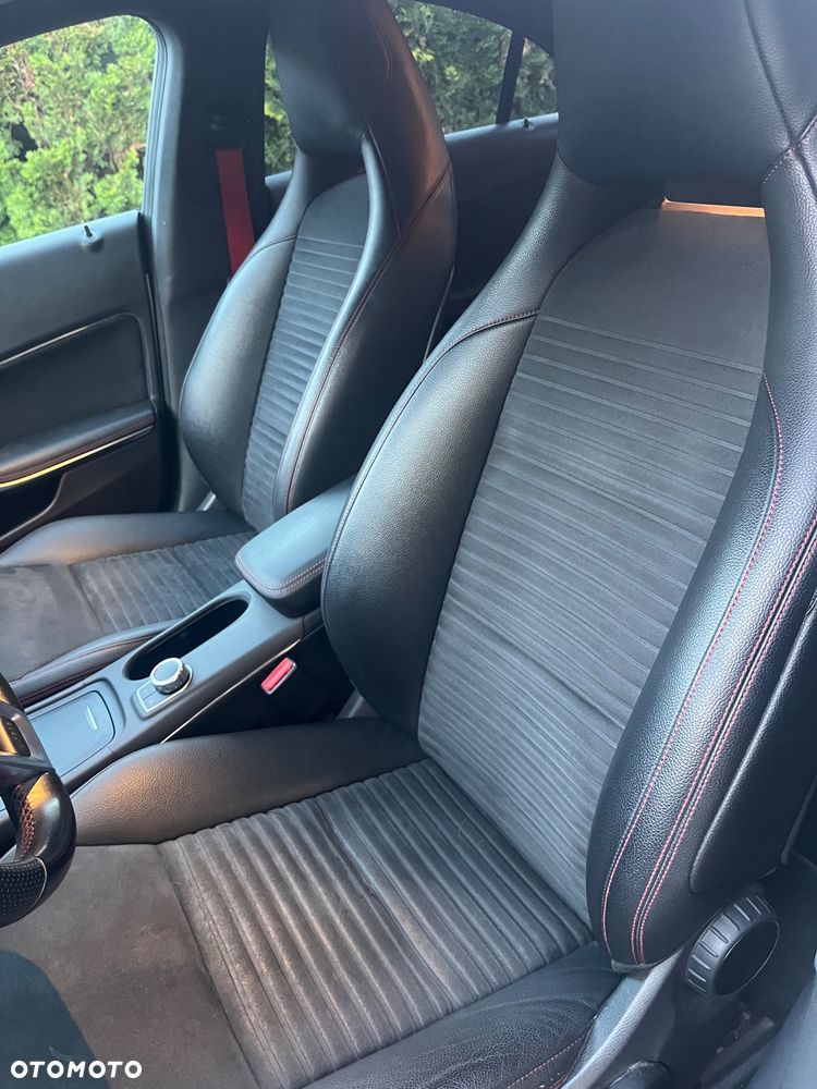 Mercedes-Benz CLA 250 4-Matic - 9