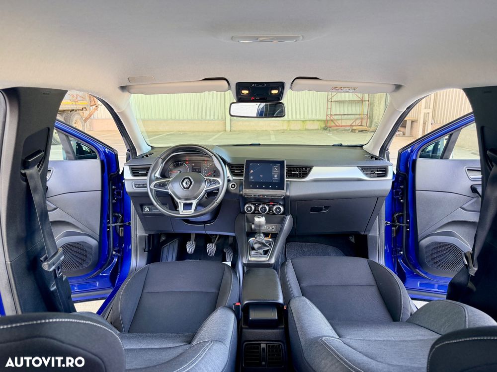 Renault Captur - 22