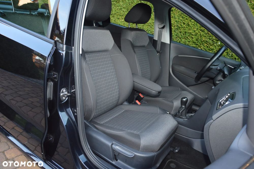 Volkswagen Polo 1.2 TSI (Blue Motion Technology) Comfortline - 28