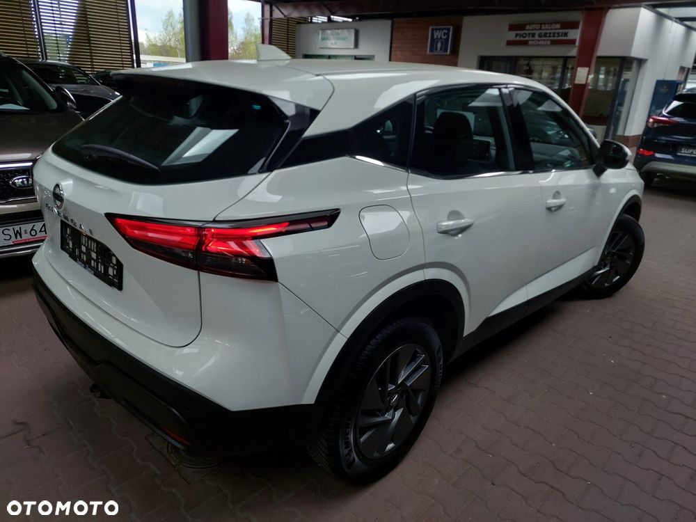 Nissan Qashqai - 12