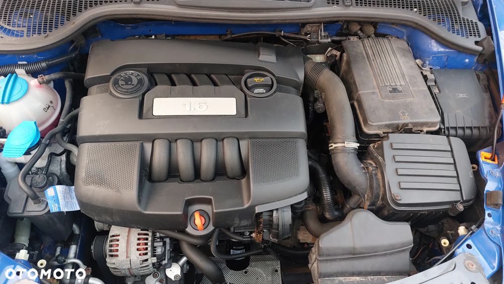 Skoda Octavia 1.6 Combi - 6