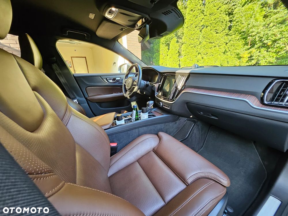 Volvo V60 Cross Country D4 AWD - 29