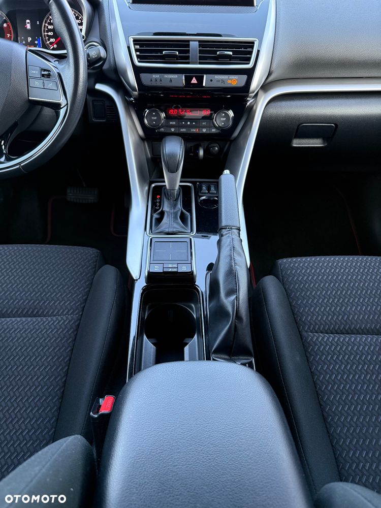 Mitsubishi Eclipse Cross 1.5 T-MIVEC (ClearTec) CVT 2WD Plus - 15
