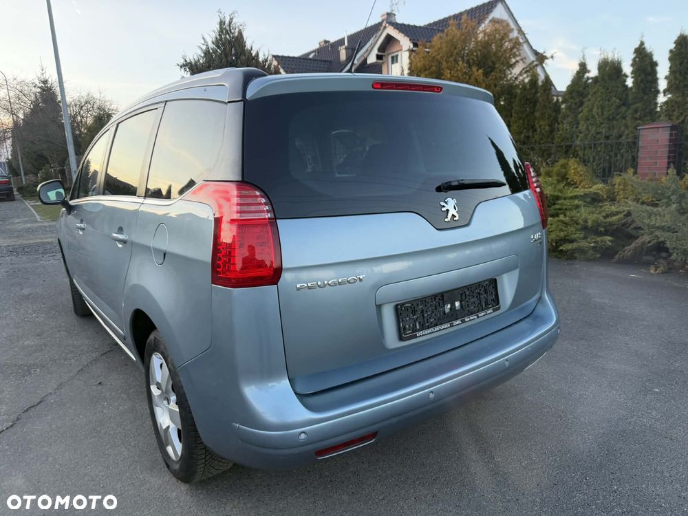 Peugeot 5008 1.6 HDi Premium - 11