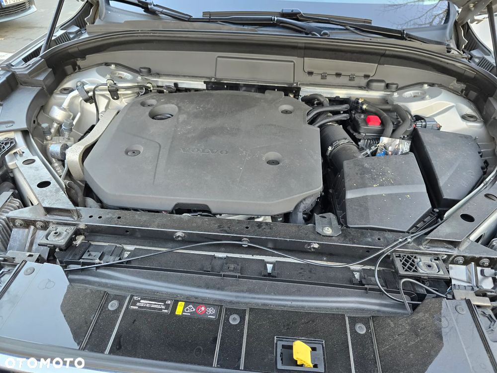 Volvo XC 60 D5 SCR AWD Momentum - 13