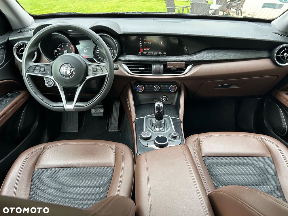 Alfa Romeo Stelvio 2.0 Turbo Business Q4 - 15