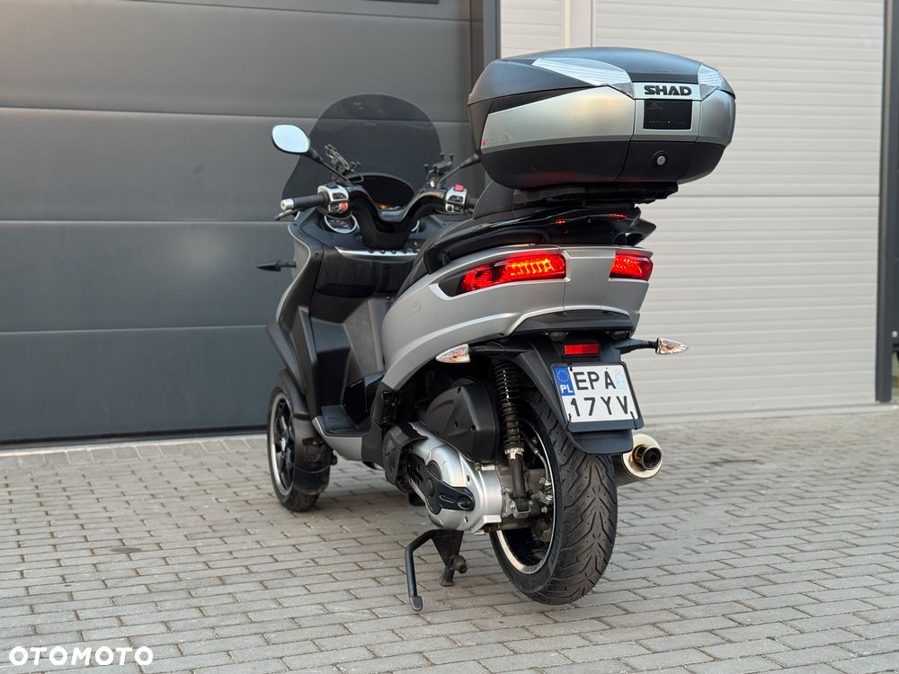 Piaggio MP-3 - 9