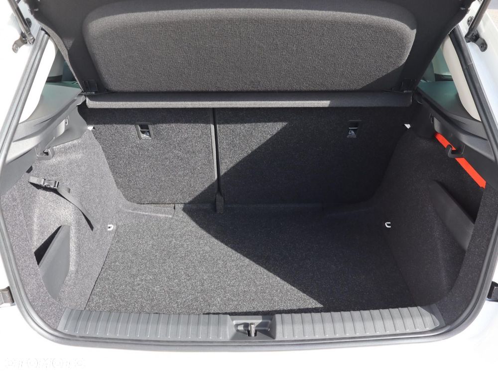 Skoda Kamiq 1.0 TSI Drive DSG - 8