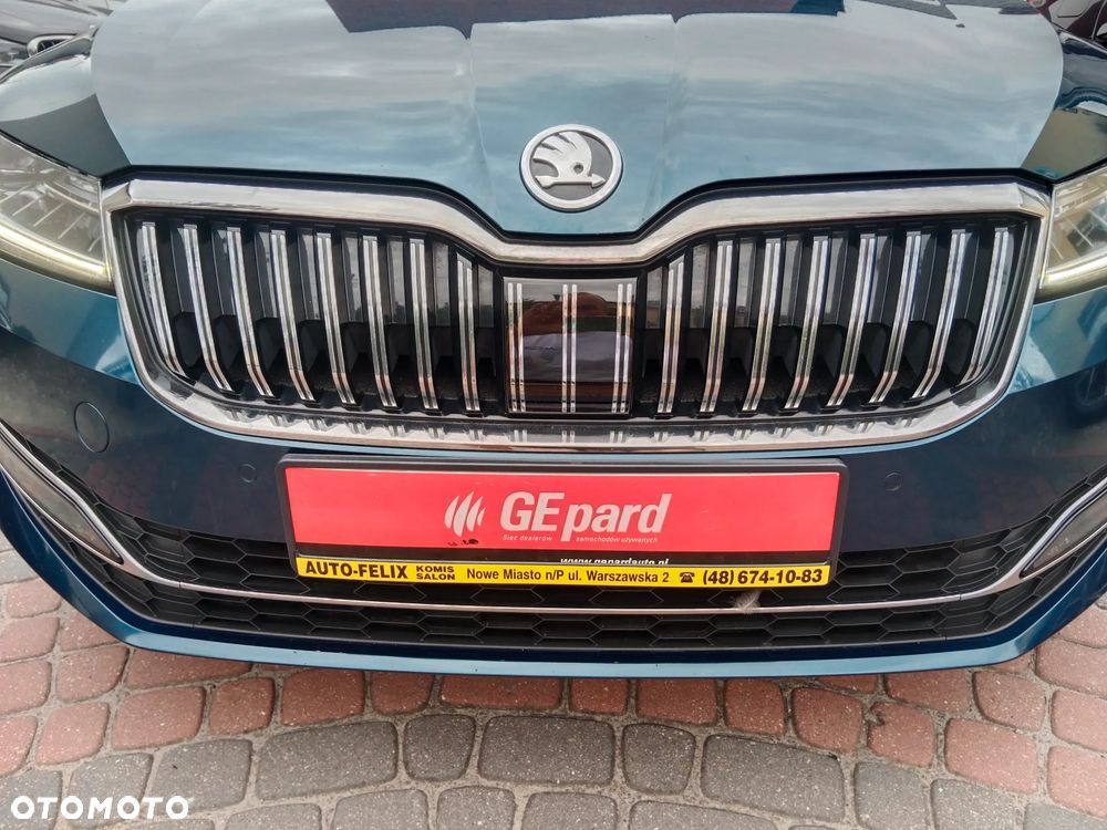 Skoda Superb 2.0 TDI SCR Style DSG - 34