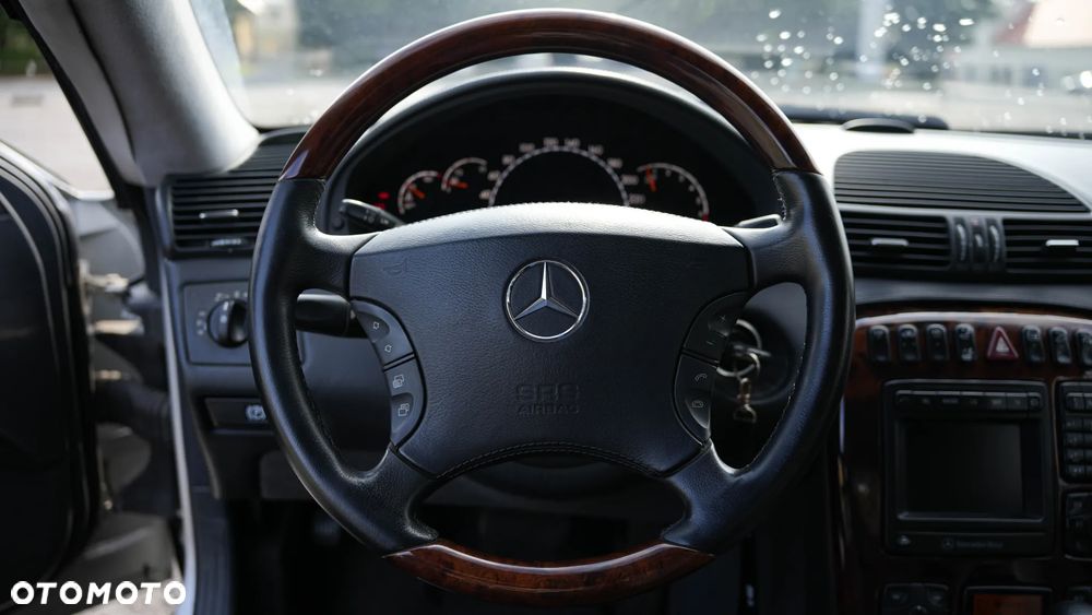 Mercedes-Benz CL 500 - 18