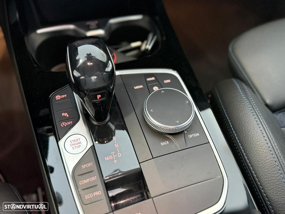 BMW 118 i Pack Desportivo M Auto - 10
