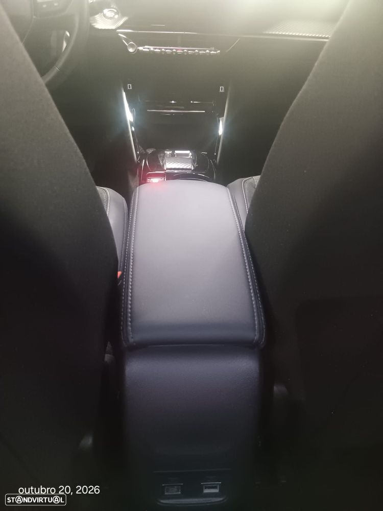 Peugeot 2008 1.2 Hybrid Allure e-DCS6 - 7