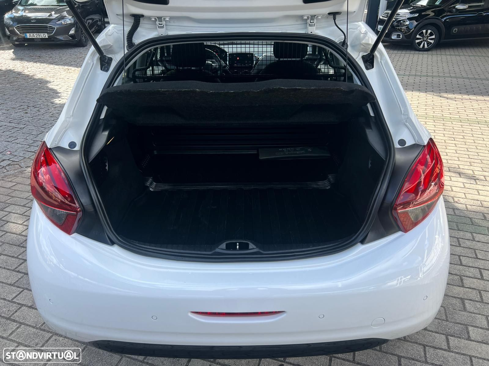 Peugeot 208 1.5 BlueHDi Active - 9