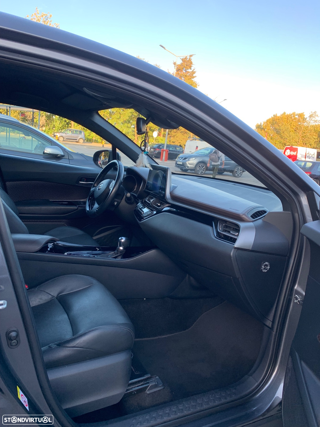 Toyota C-HR 1.8 HSD Exclusive+P.Luxury - 16